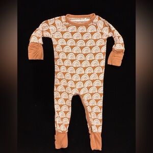 Little Sleepies Crescent Zippy in Rust Rainbows, Size NB